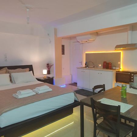 Acropolis Echoes Apartment Ateny Zewnętrze zdjęcie