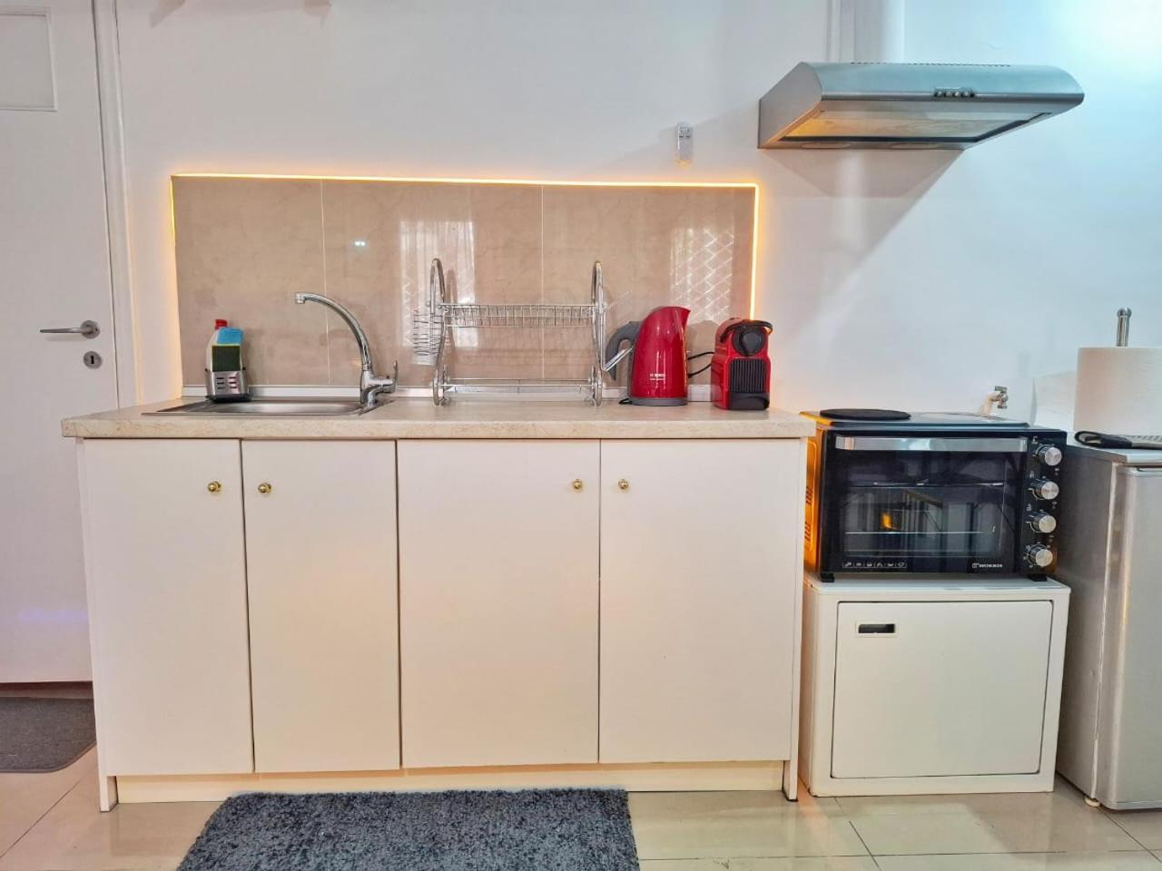Acropolis Echoes Apartment Ateny Zewnętrze zdjęcie